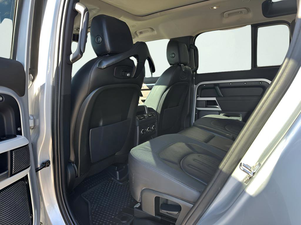 Used 2020 Land Rover Defender 110 First Edition AWD/4WD image 22
