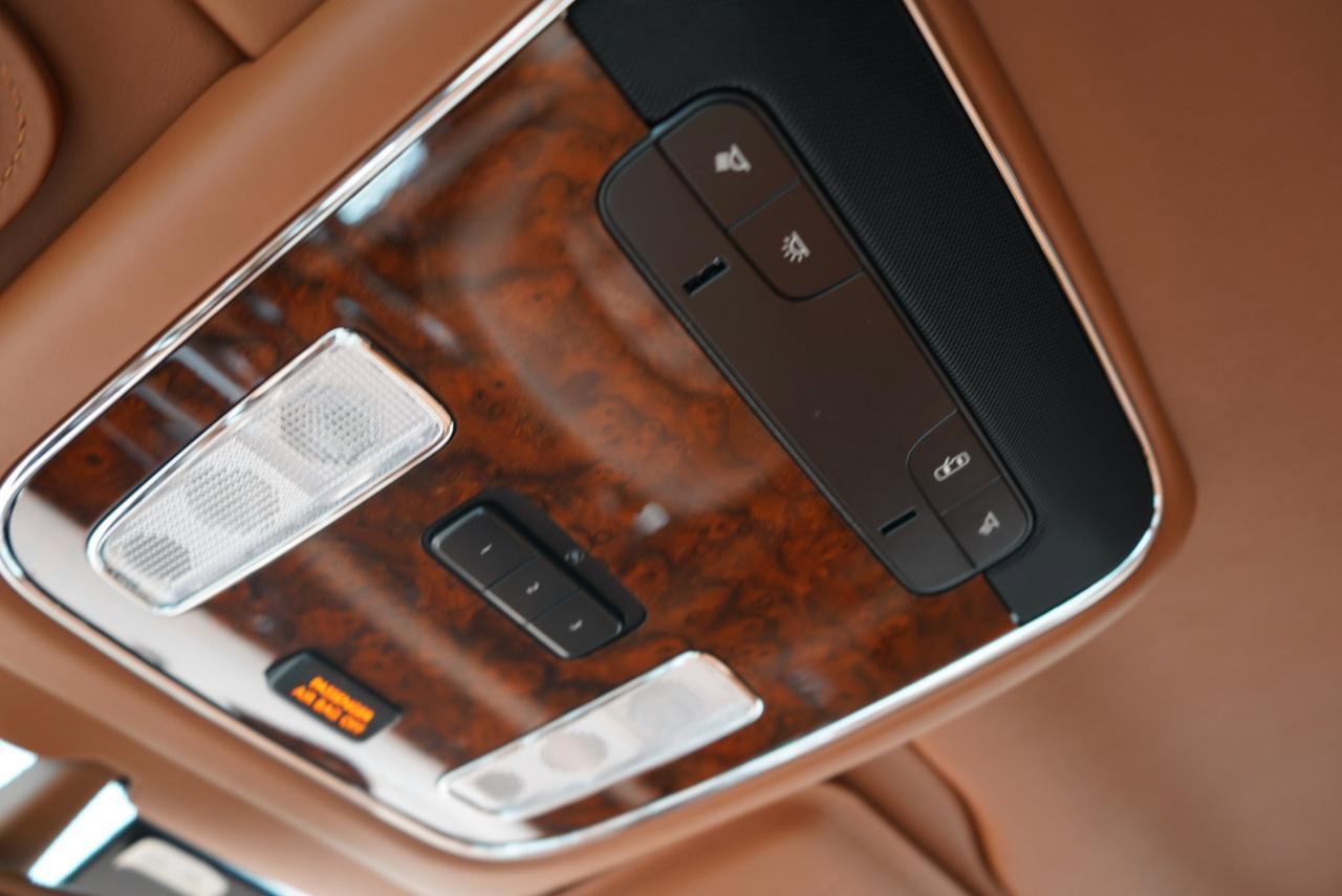 Used 2011 Bentley Mulsanne image 31