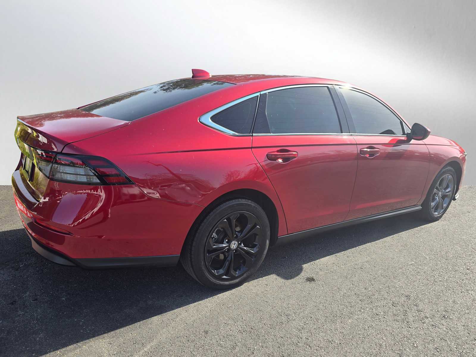 Used 2023 Honda Accord EX image 3