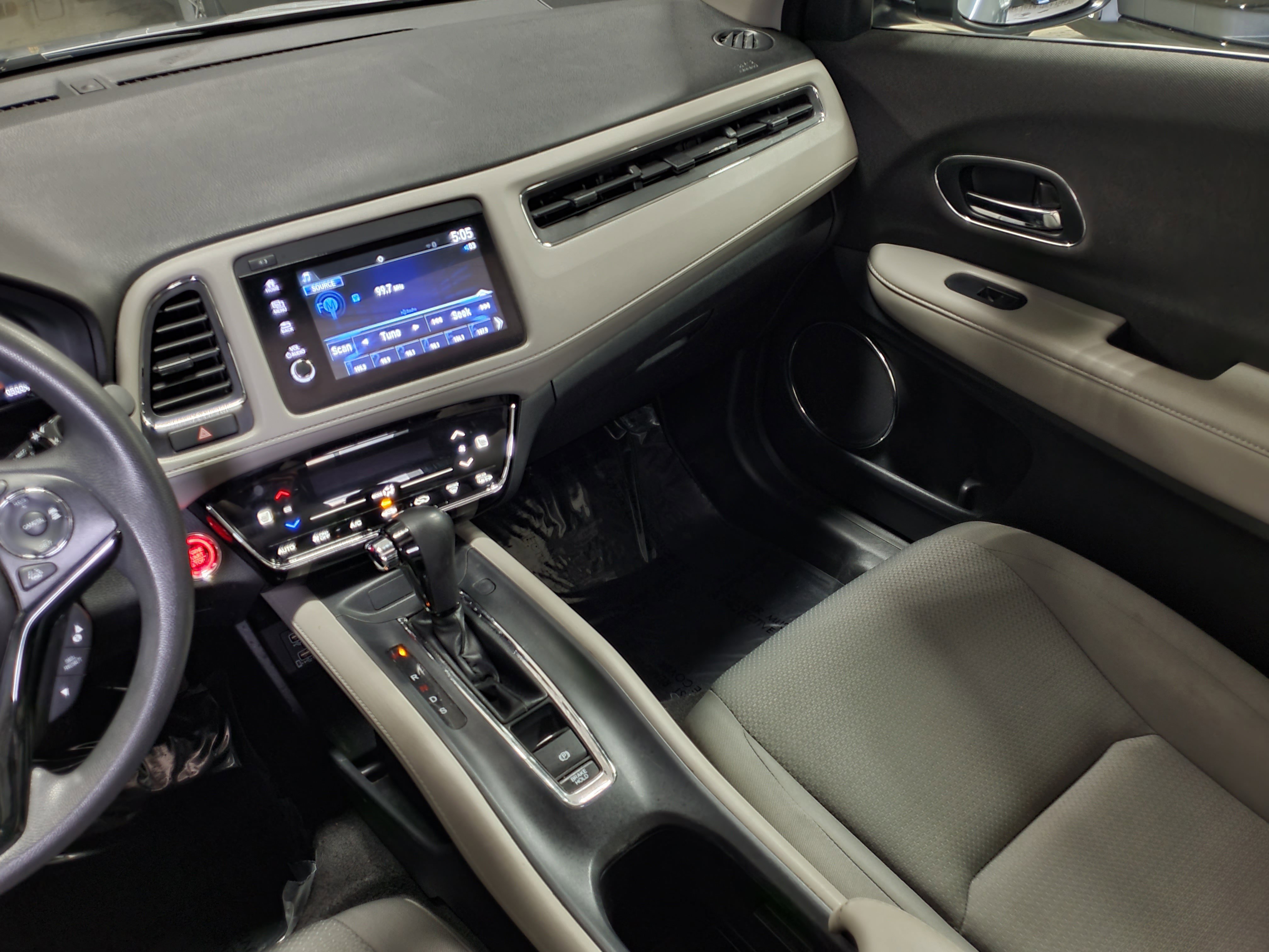 Used 2020 Honda HR-V EX image 15
