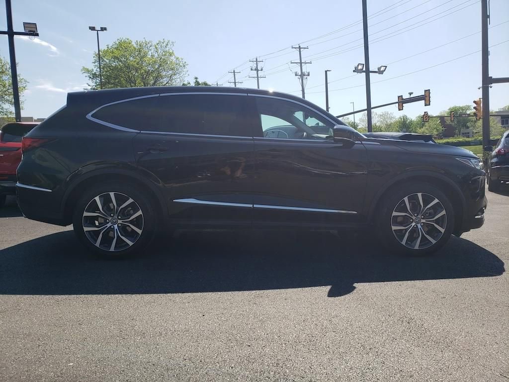 Certified 2023 Acura MDX SH-AWD w/ Technology Package image 11