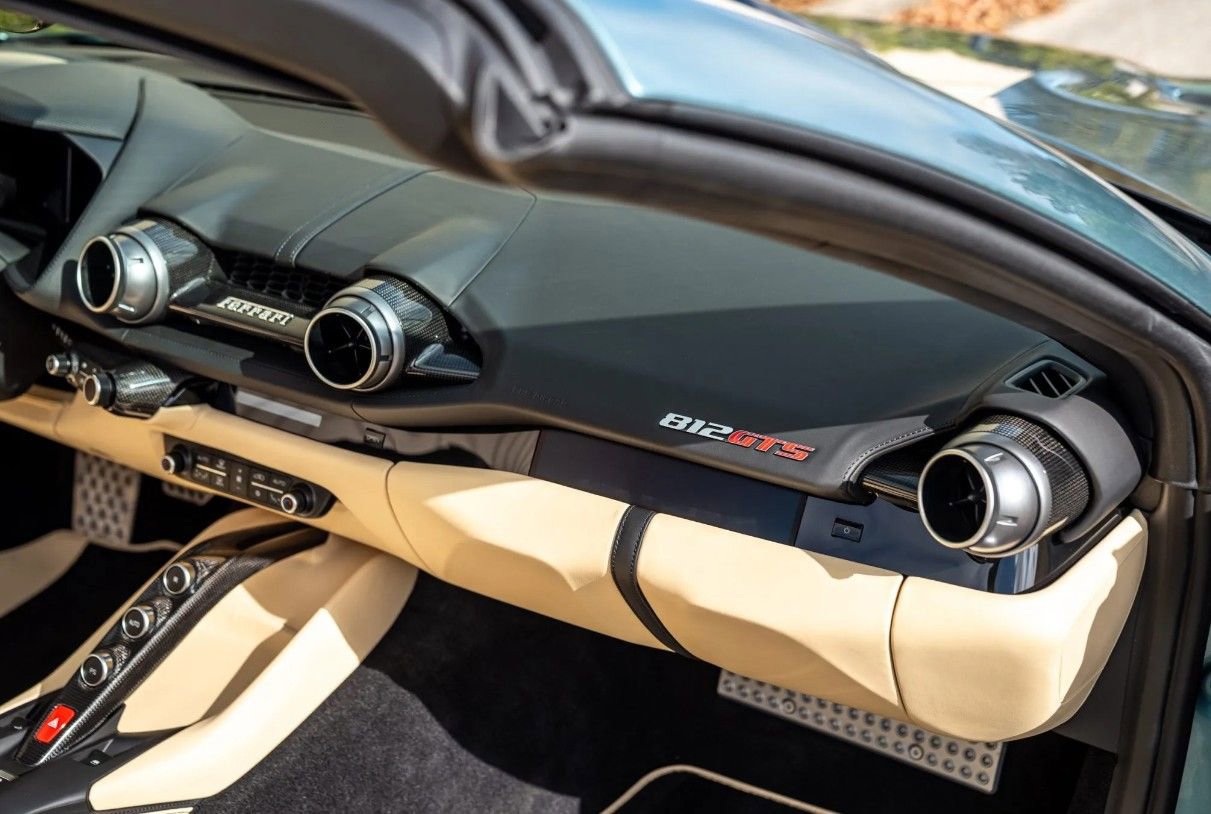 Used 2023 Ferrari 812 GTS RWD image 16
