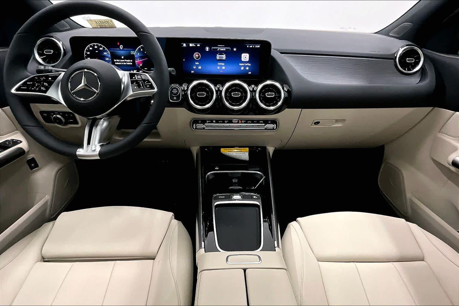 Certified 2026 Mercedes-Benz GLA 250 4MATIC image 5