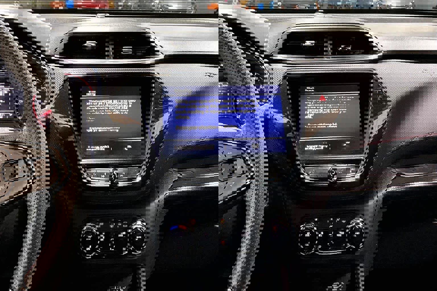 Used 2023 Chevrolet TrailBlazer RS w/ Convenience Package image 12