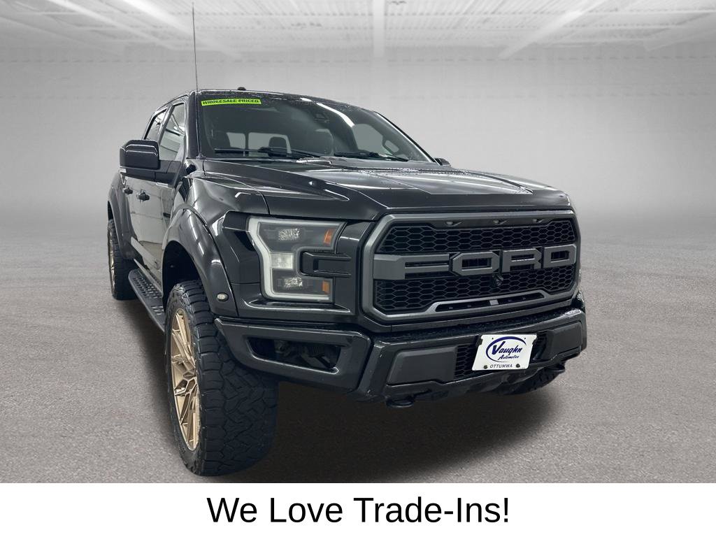 Used 2018 Ford F150 Raptor w/ Equipment Group 802A Luxury AWD/4WD image 3