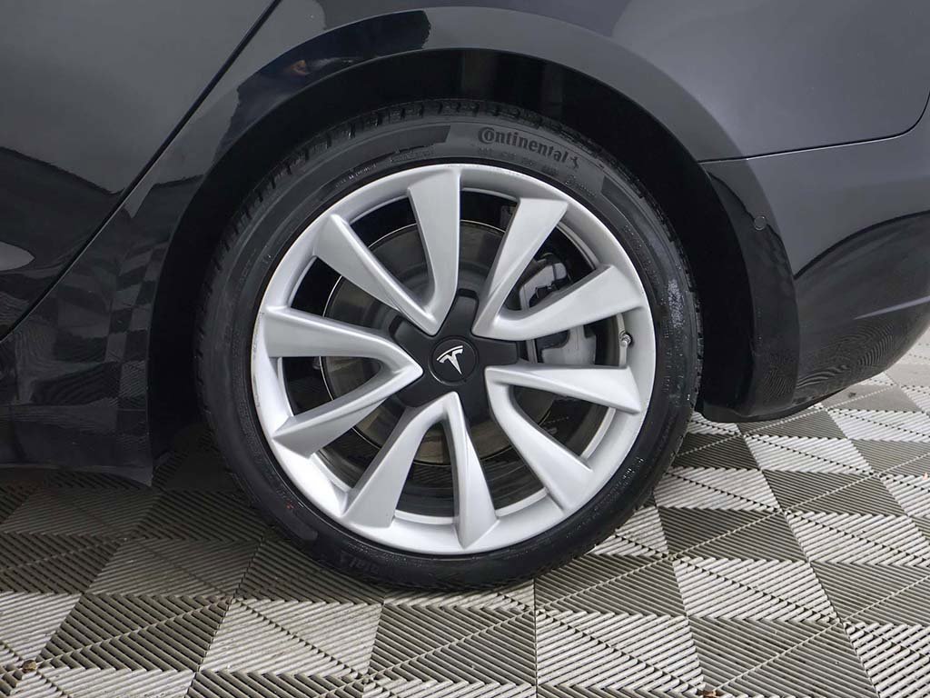 Used 2020 Tesla Model 3 Long Range image 23