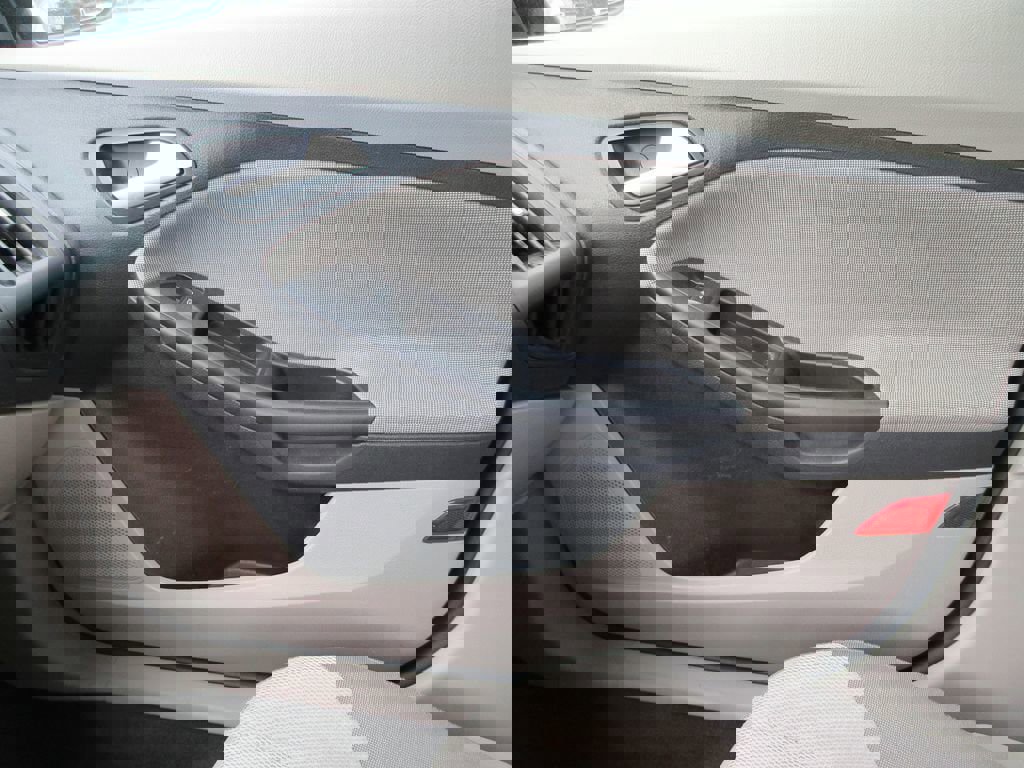 Used 2014 Ford Focus SE image 30