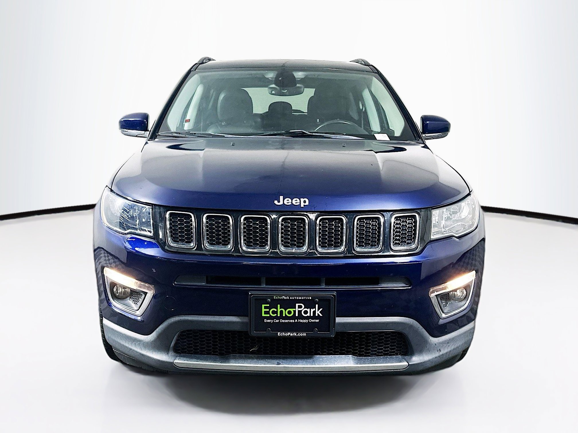 Used 2018 Jeep Compass Limited w/ Navigation Group FWD image 2
