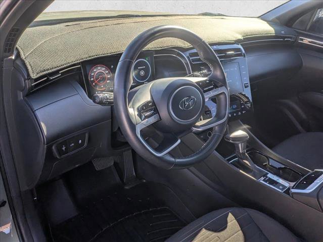 Used 2022 Hyundai Santa Cruz SEL Premium image 9