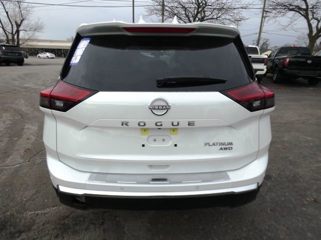 New 2026 Nissan Rogue Platinum w/ Tech Package AWD/4WD image 4