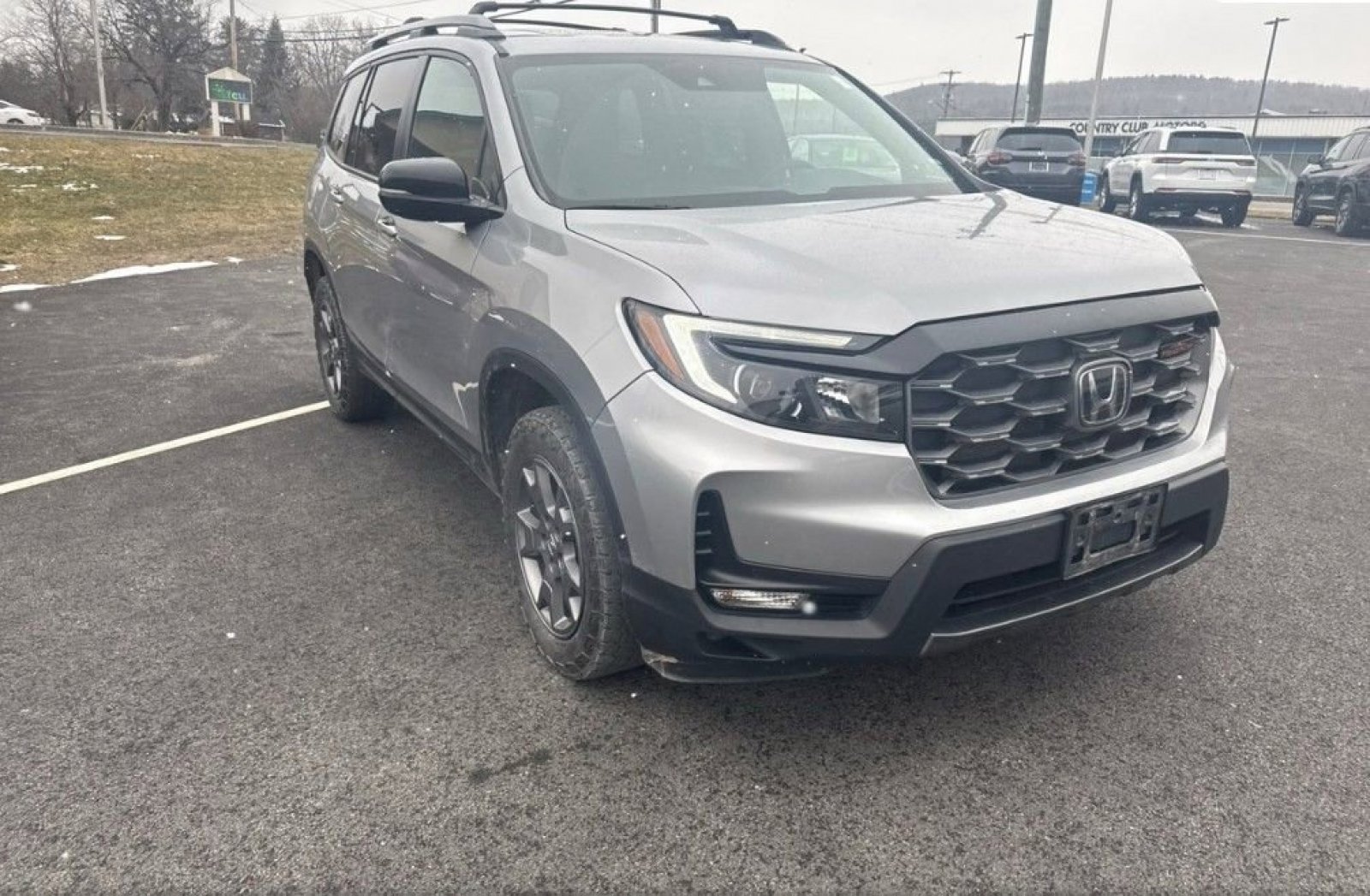 Used 2024 Honda Passport TrailSport image 5