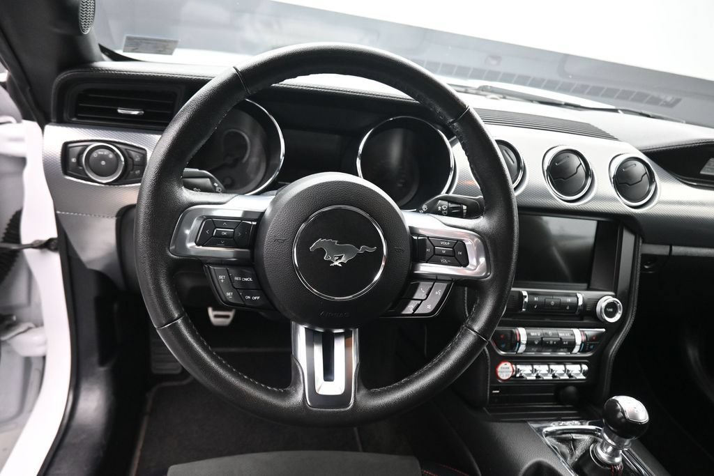 Used 2016 Ford Mustang GT Premium w/ Equipment Group 401A RWD image 14