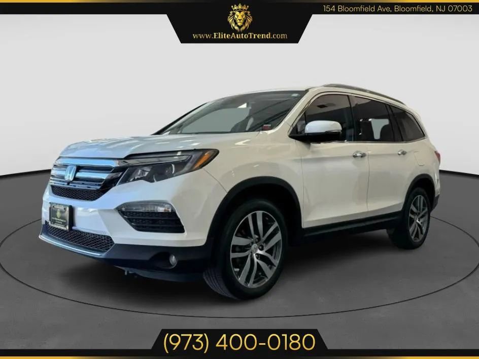 Used 2017 Honda Pilot Touring image 3