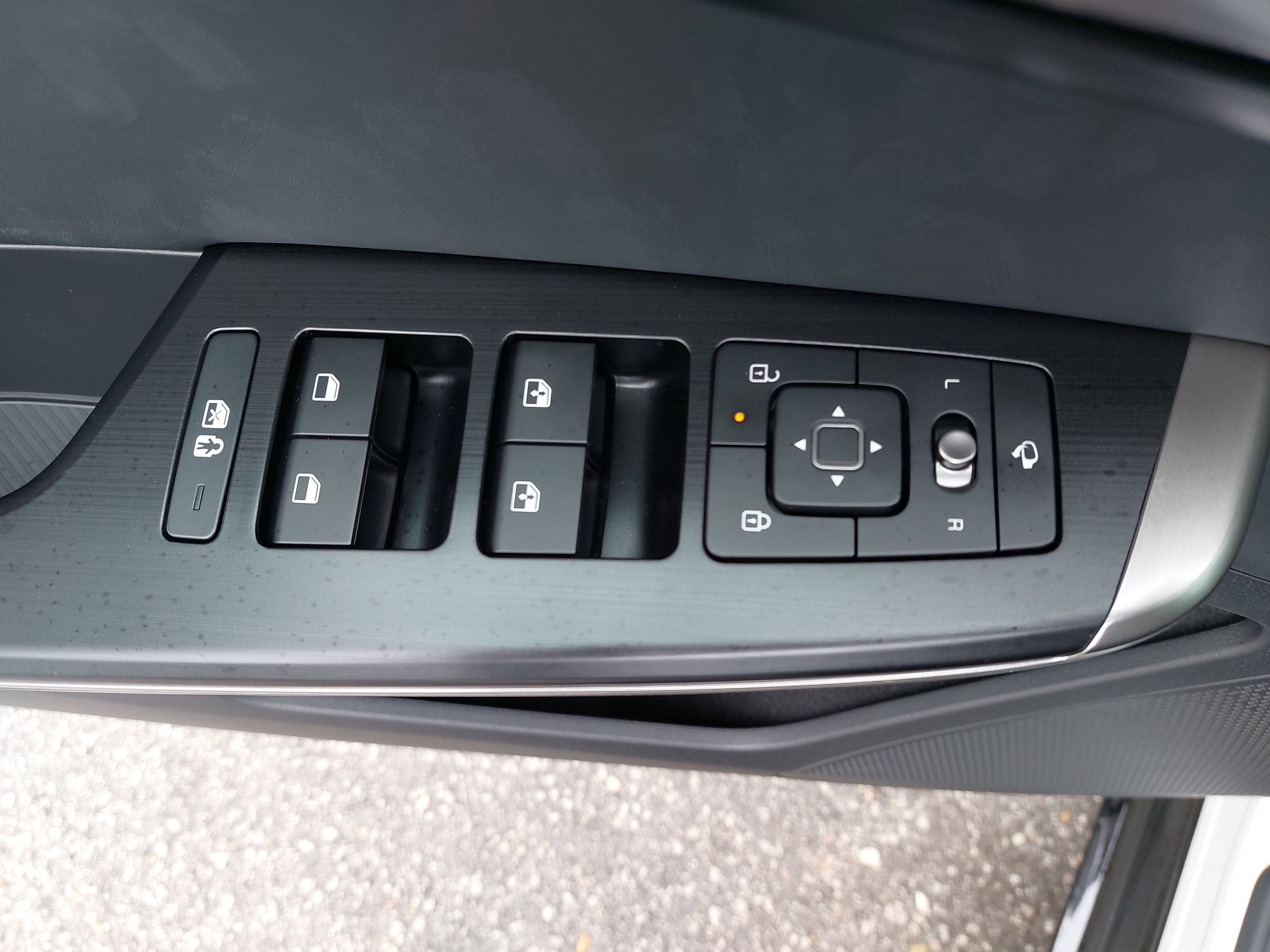 New 2025 Kia EV6 Wind image 29