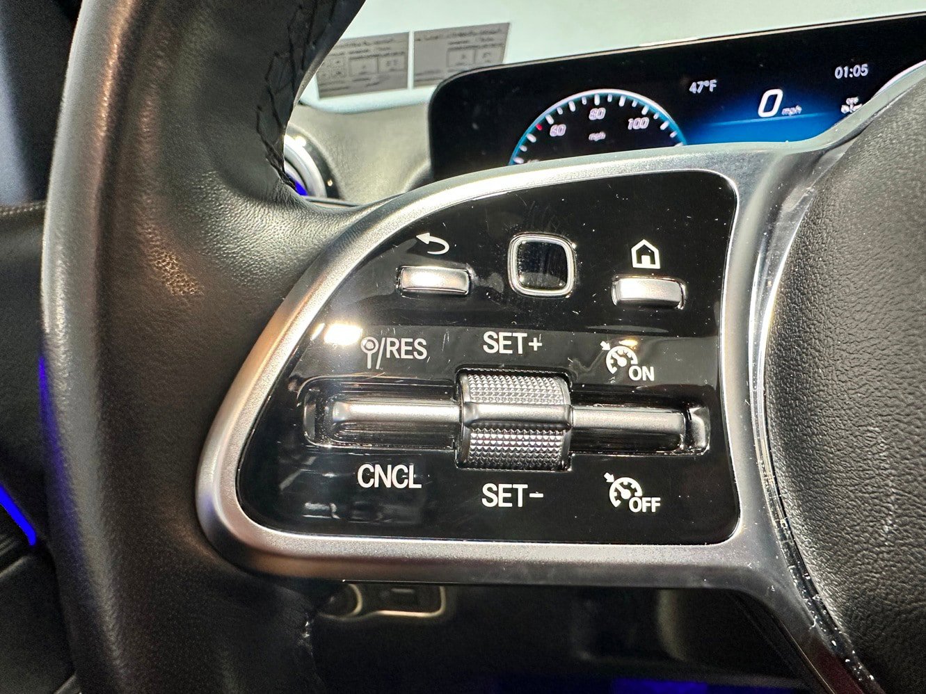 Certified 2023 Mercedes-Benz GLB 250 4MATIC image 18