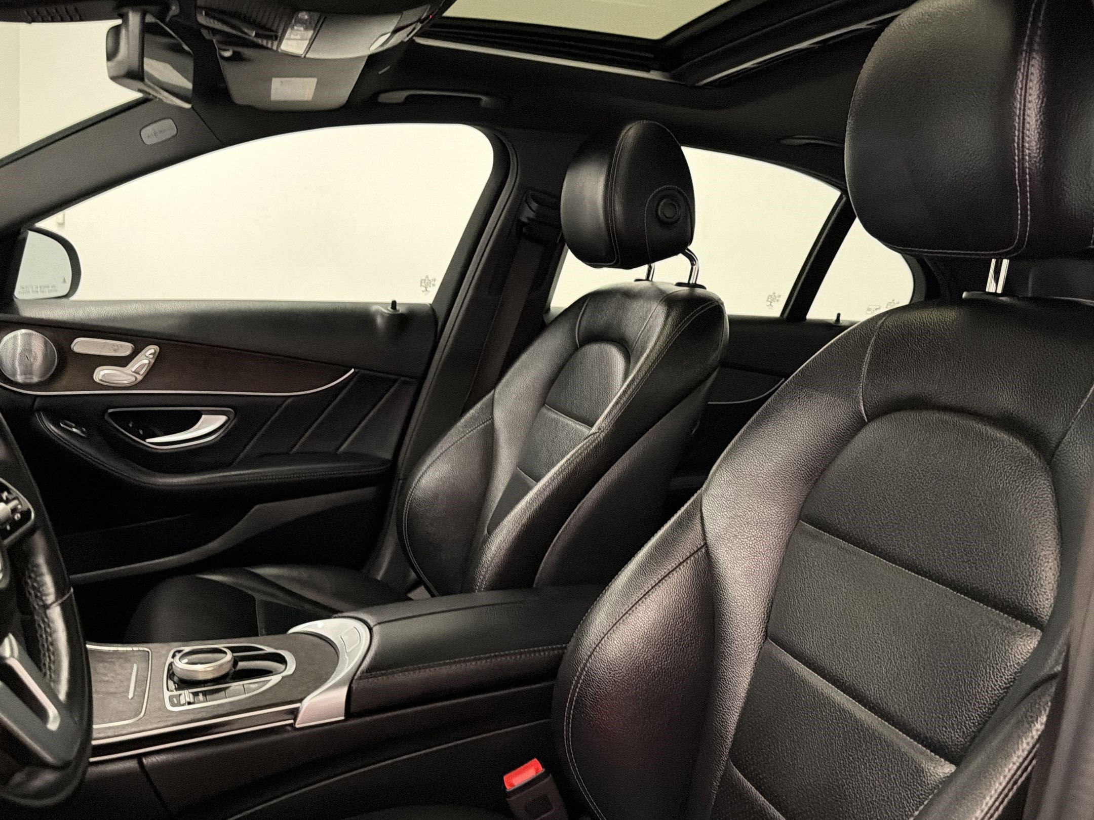 Certified 2020 Mercedes-Benz C 300 4MATIC Sedan image 20