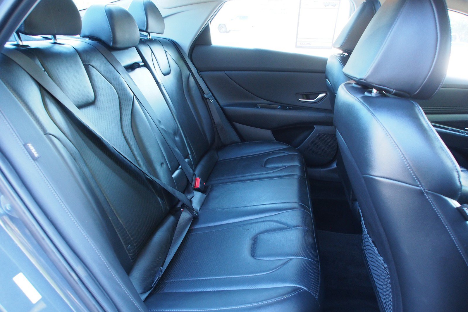 Used 2024 Hyundai Elantra Limited FWD image 14
