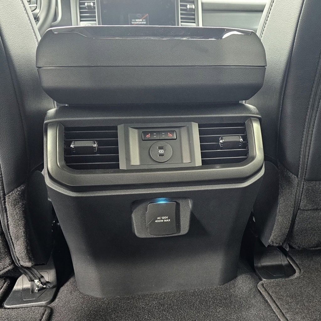 New 2025 Ford F150 Lariat w/ Equipment Group 502A High image 33