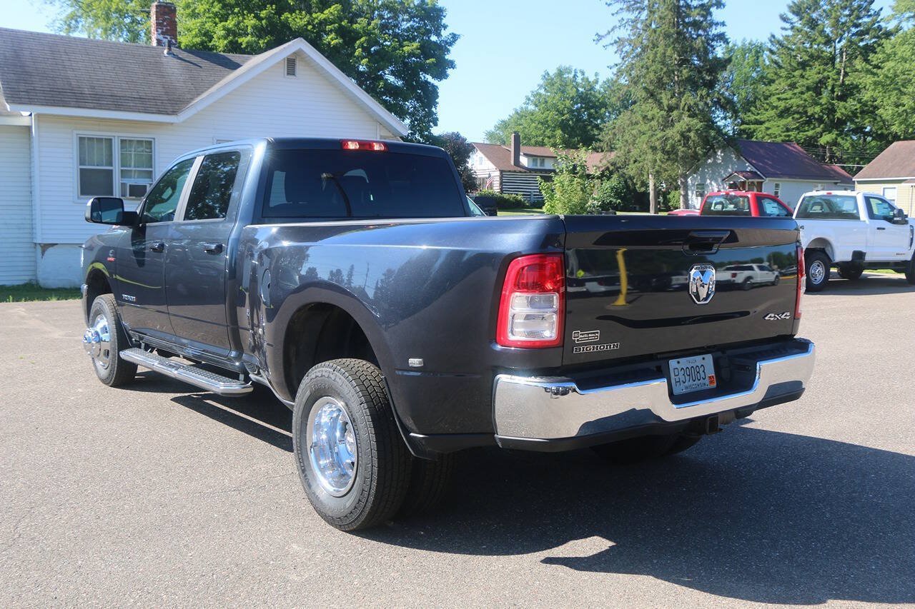 Used 2022 RAM 3500 Big Horn AWD/4WD image 3
