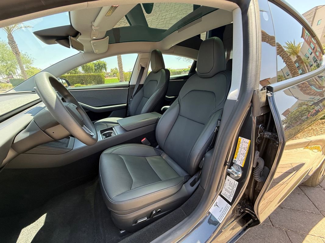 Used 2025 Tesla Model 3 RWD image 10