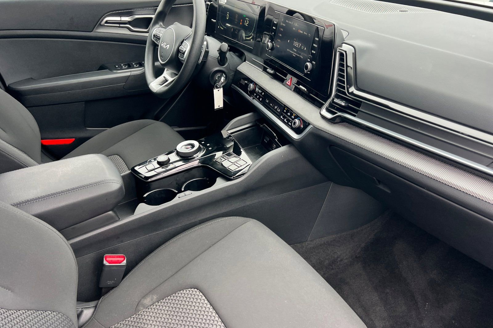 Certified 2025 Kia Sportage LX image 18