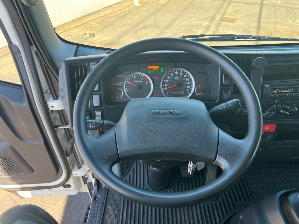 Used 2023 Isuzu NPR RWD image 9