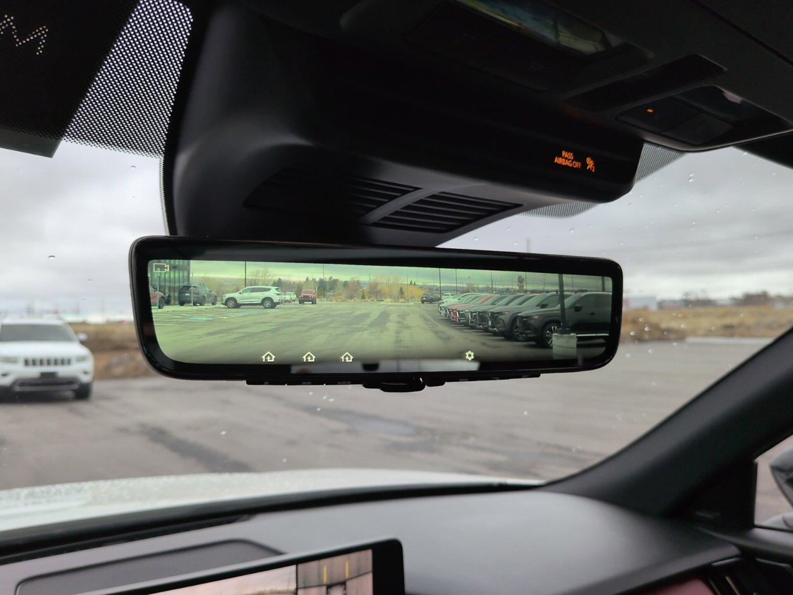 Certified 2025 MAZDA CX-70 Plug-In Hybrid w/ Premium Plus image 37