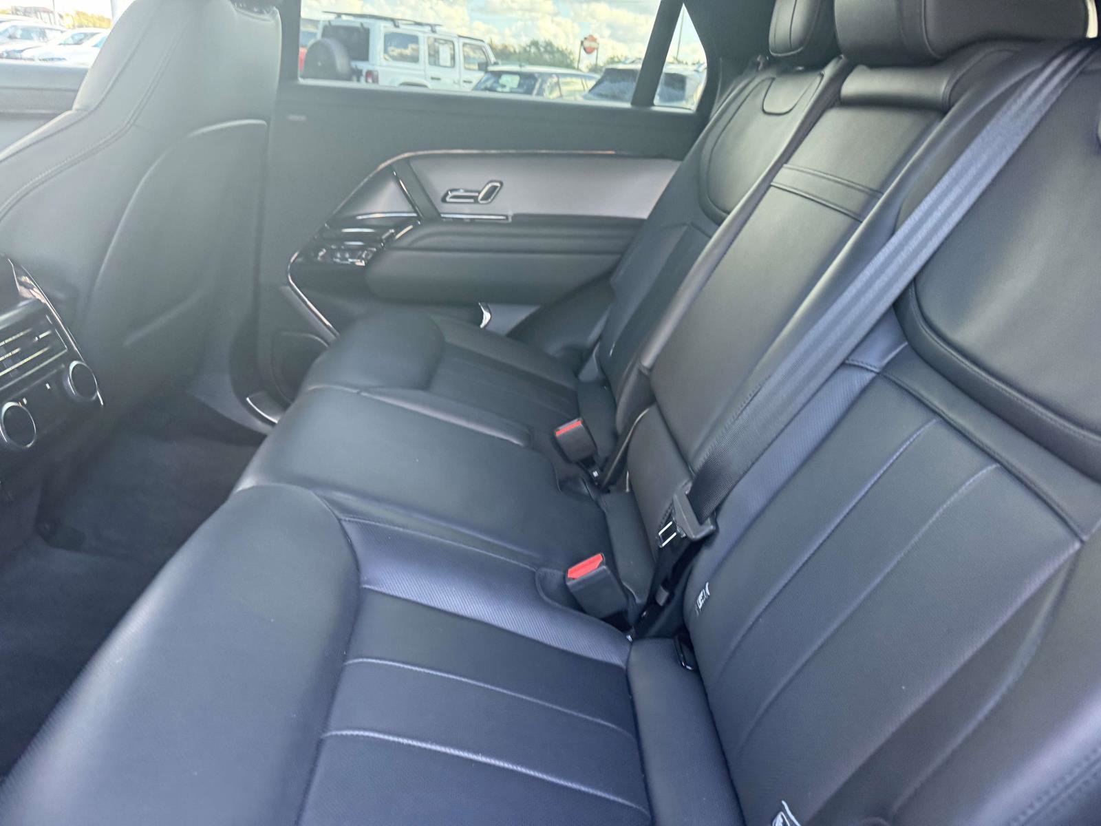 Used 2024 Land Rover Range Rover Sport Dynamic SE image 13