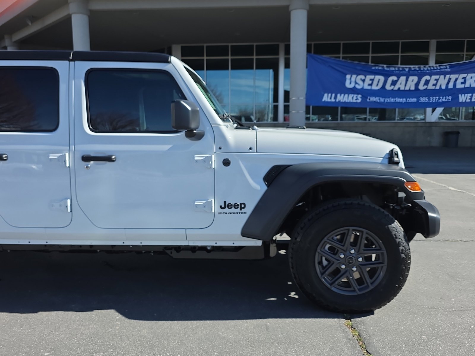 New 2026 Jeep Gladiator Sport AWD/4WD image 12