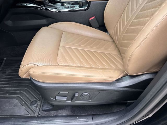 Used 2025 Kia Sorento SX Prestige w/ Olive Brown Leather Package image 27