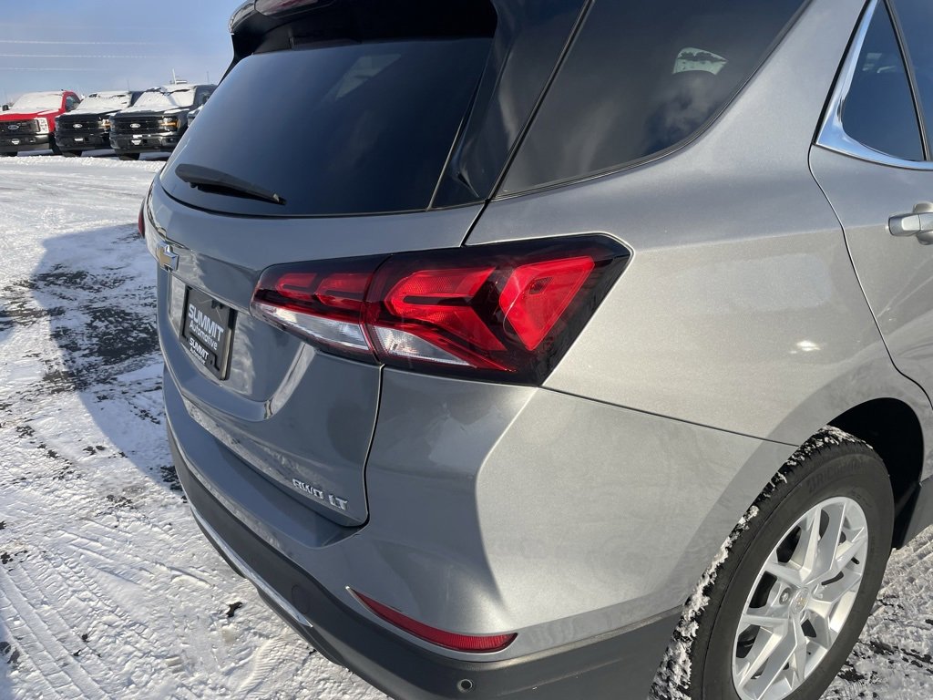 Used 2024 Chevrolet Equinox LT image 37