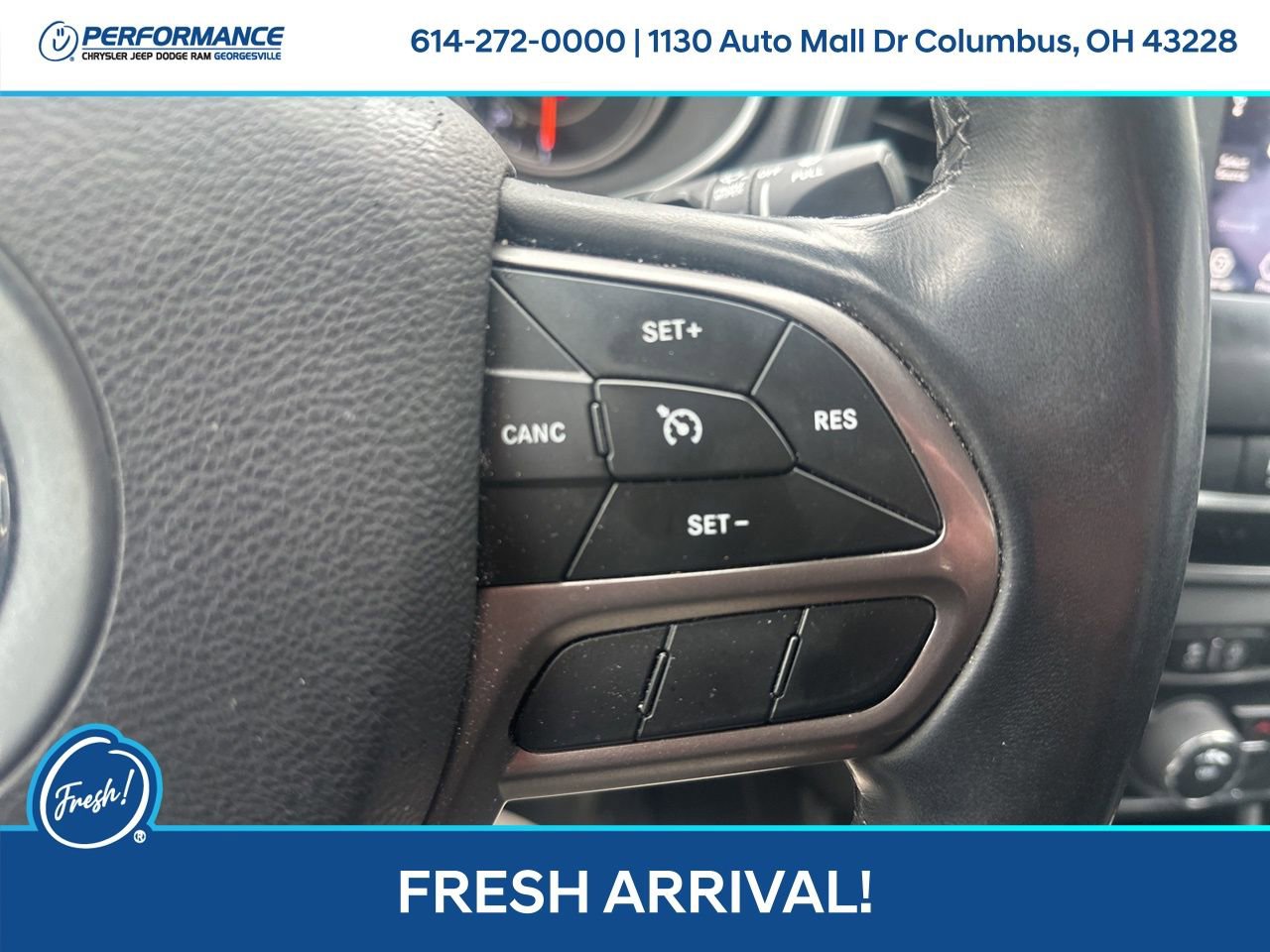 Used 2019 Jeep Cherokee Latitude Plus w/ Cold Weather Group image 18