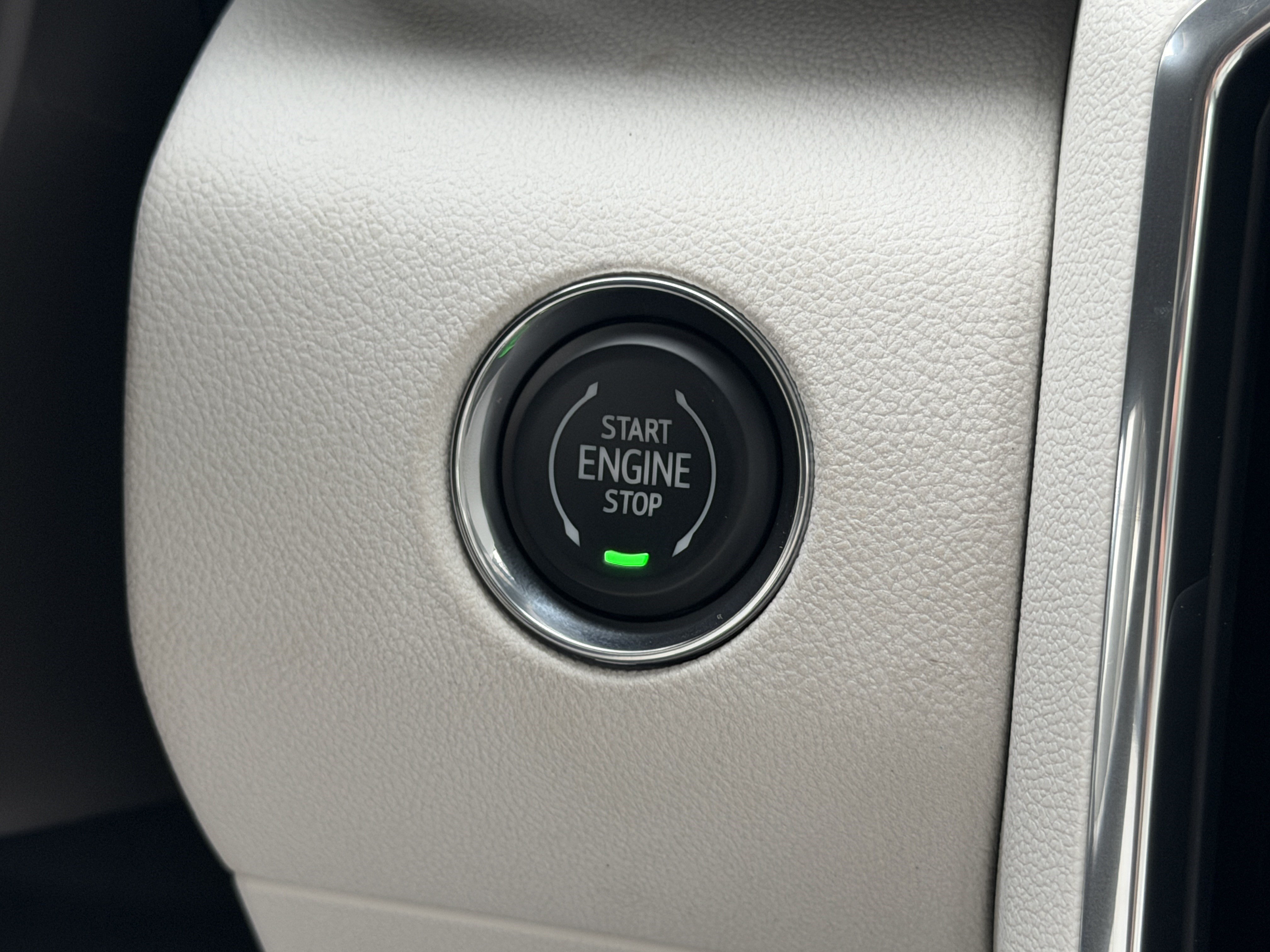 New 2027 GMC Acadia Denali w/ Denali Reserve Package FWD image 34