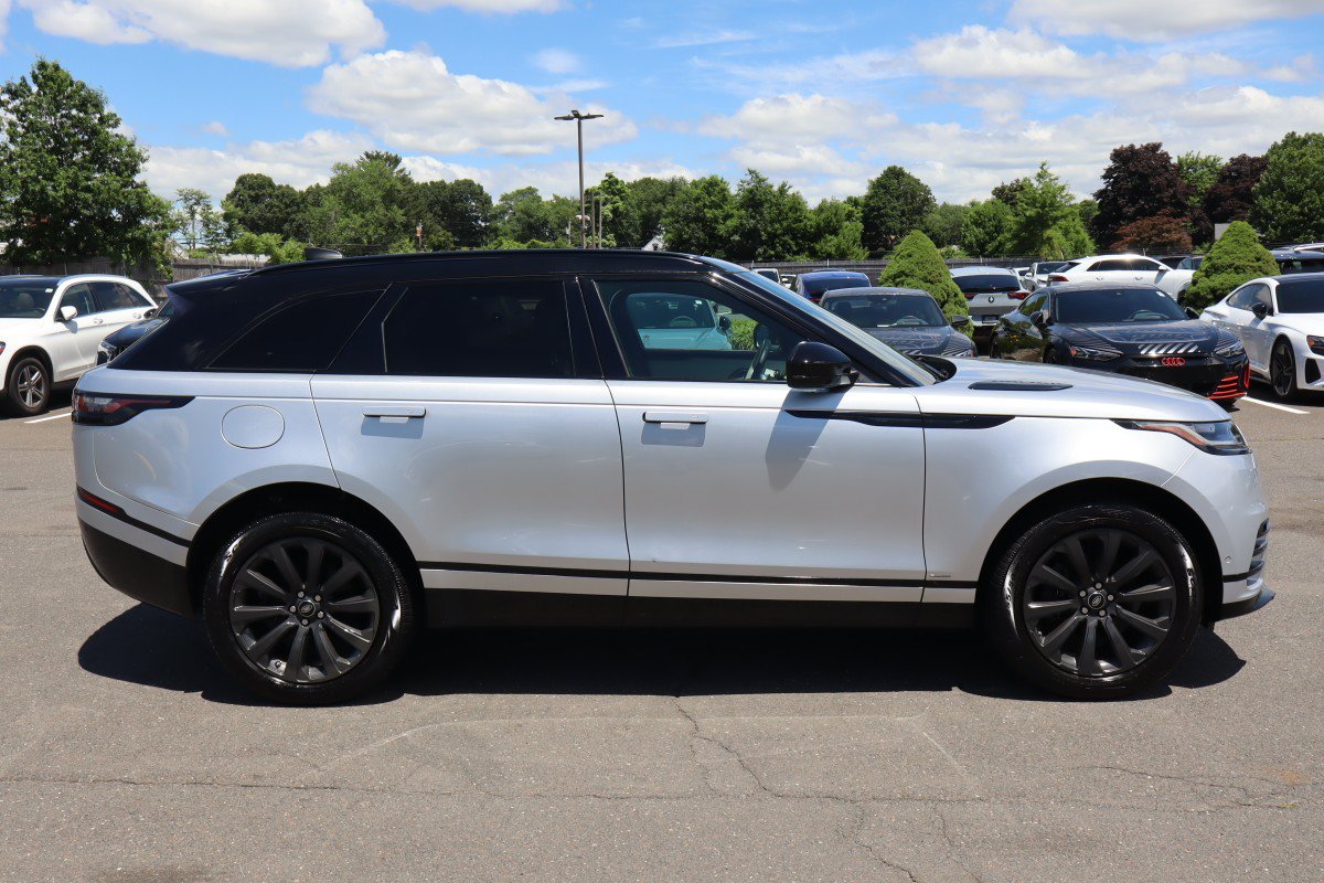 Used 2019 Land Rover Range Rover Velar R-Dynamic SE AWD/4WD image 4
