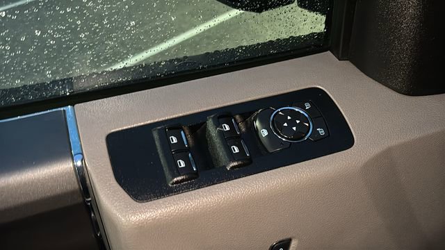 Used 2016 Ford F150 XLT w/ Equipment Group 302A Luxury image 9