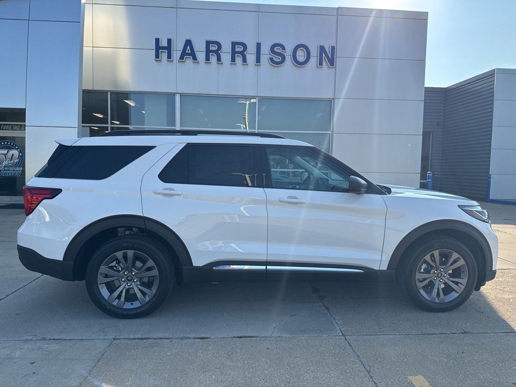 New 2025 Ford Explorer Active image 4