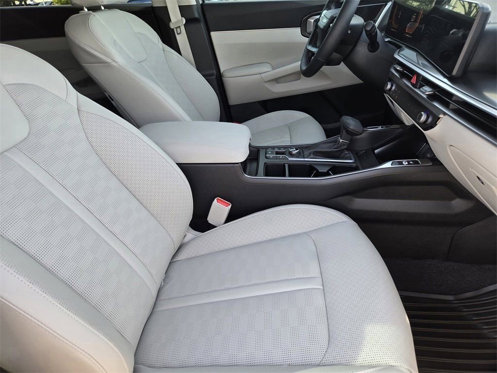 New 2026 Kia Sorento S AWD/4WD image 11