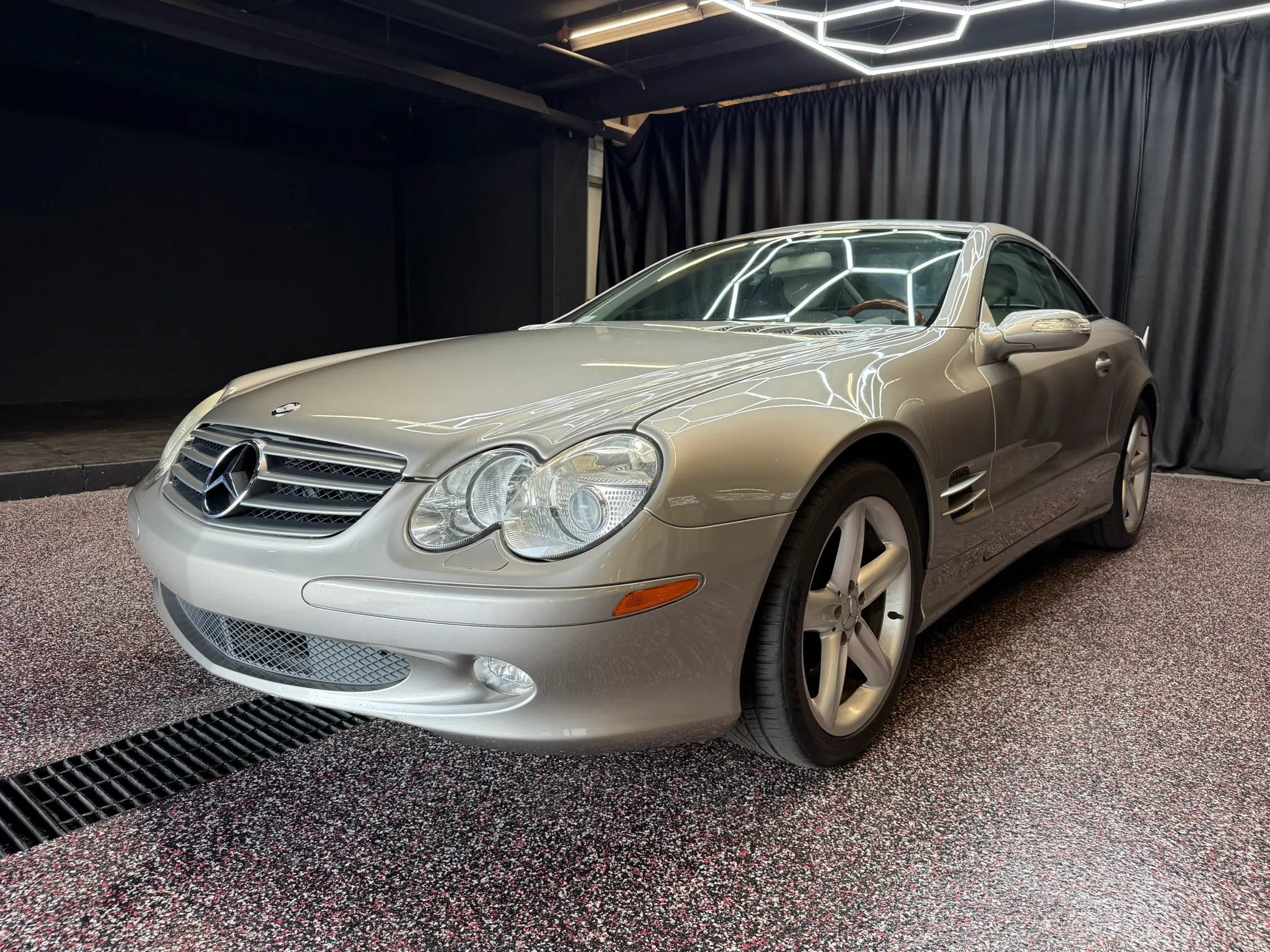 Used 2005 Mercedes-Benz SL 500 image 39