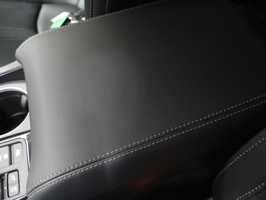 New 2025 Honda Pilot Touring image 31