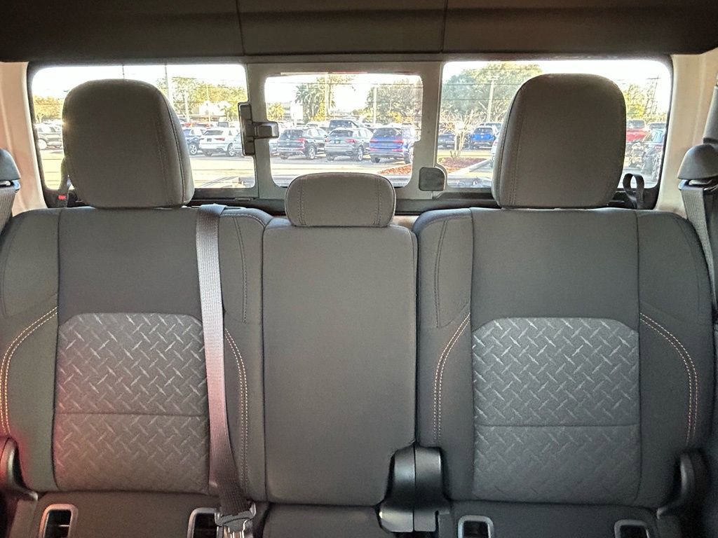 Used 2025 Jeep Gladiator Mojave w/ Convenience Group image 13