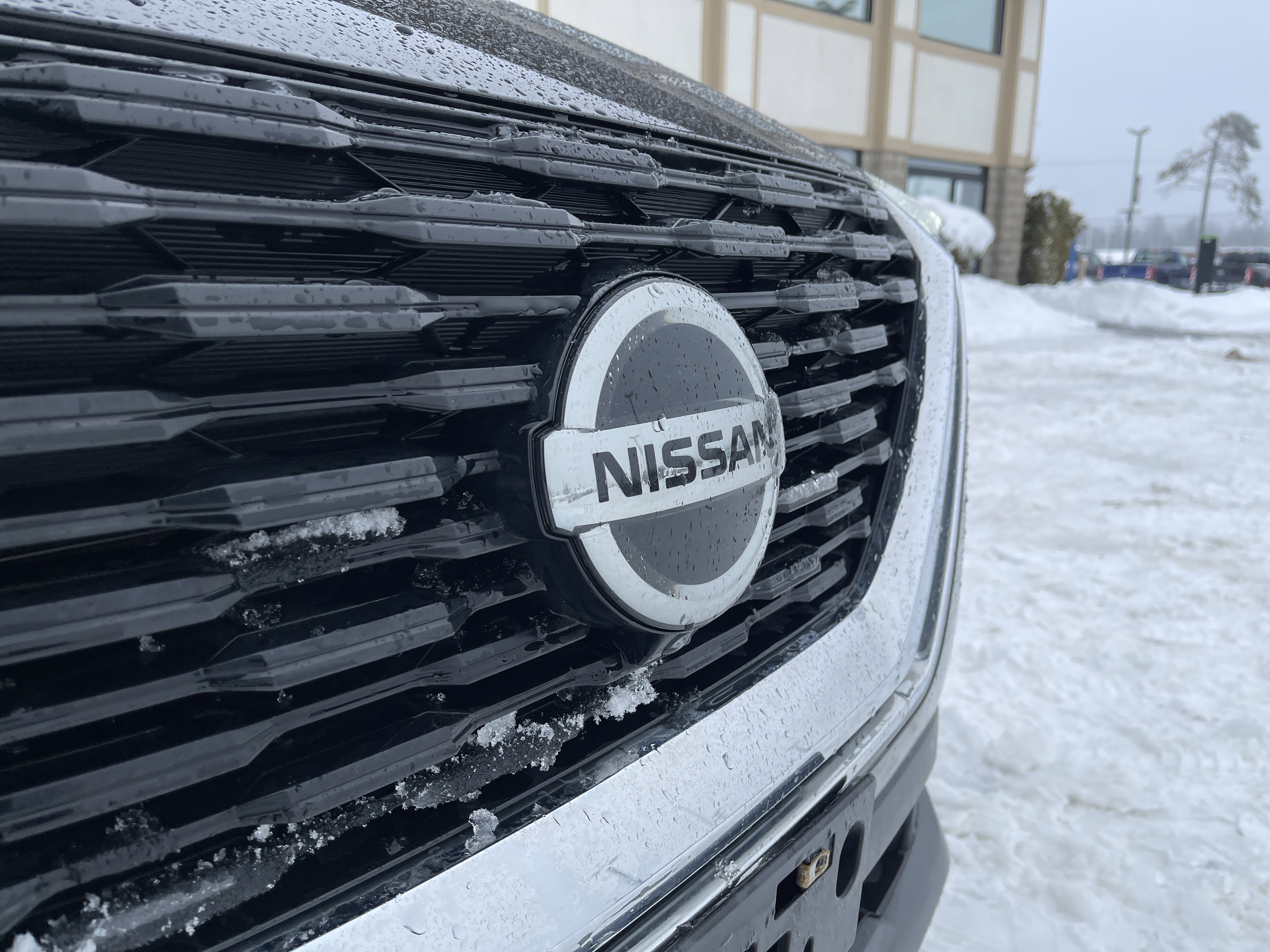 Used 2021 Nissan Rogue SV image 25