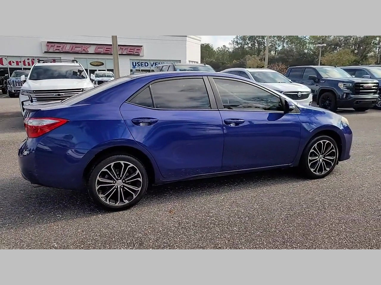 Used 2015 Toyota Corolla S image 24