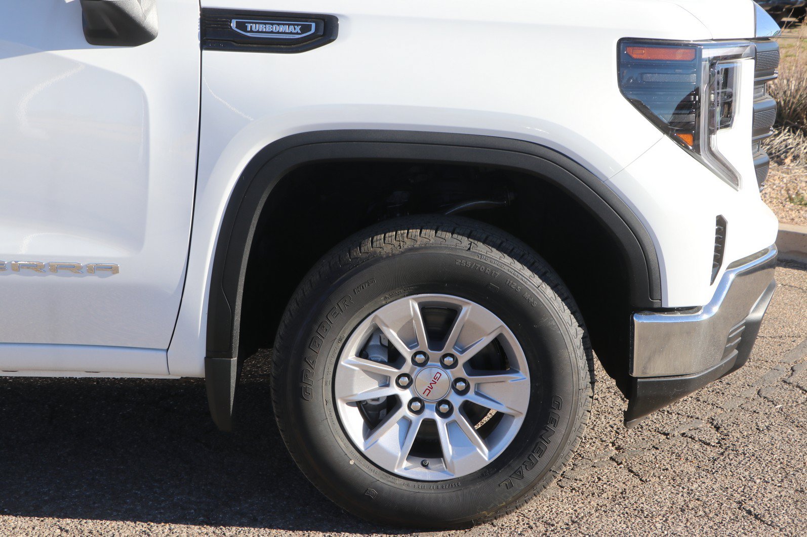 New 2026 GMC Sierra 1500 Pro w/ Trailering Package AWD/4WD image 9