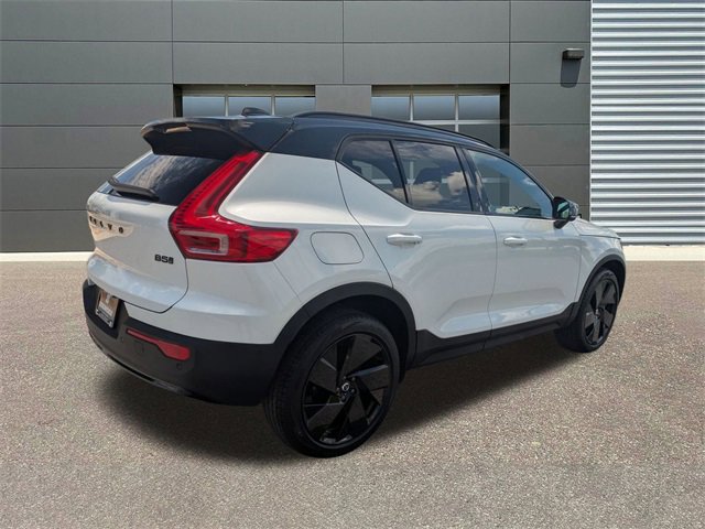 New 2026 Volvo XC40 B5 Ultra w/ Protection Package Premier image 3