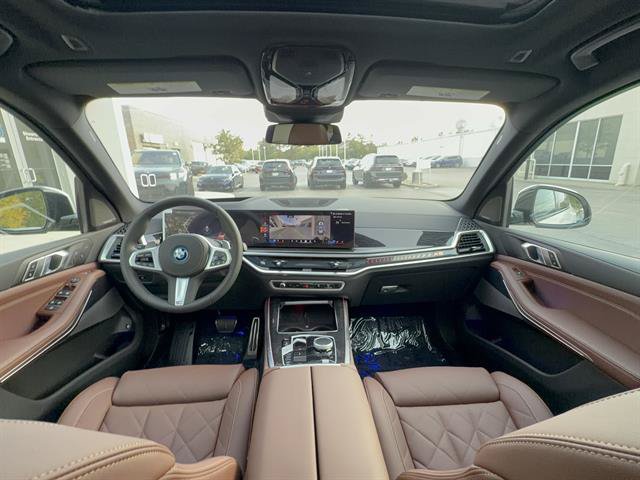 New 2026 BMW X5 xDrive50e w/ M Sport Package AWD/4WD image 14