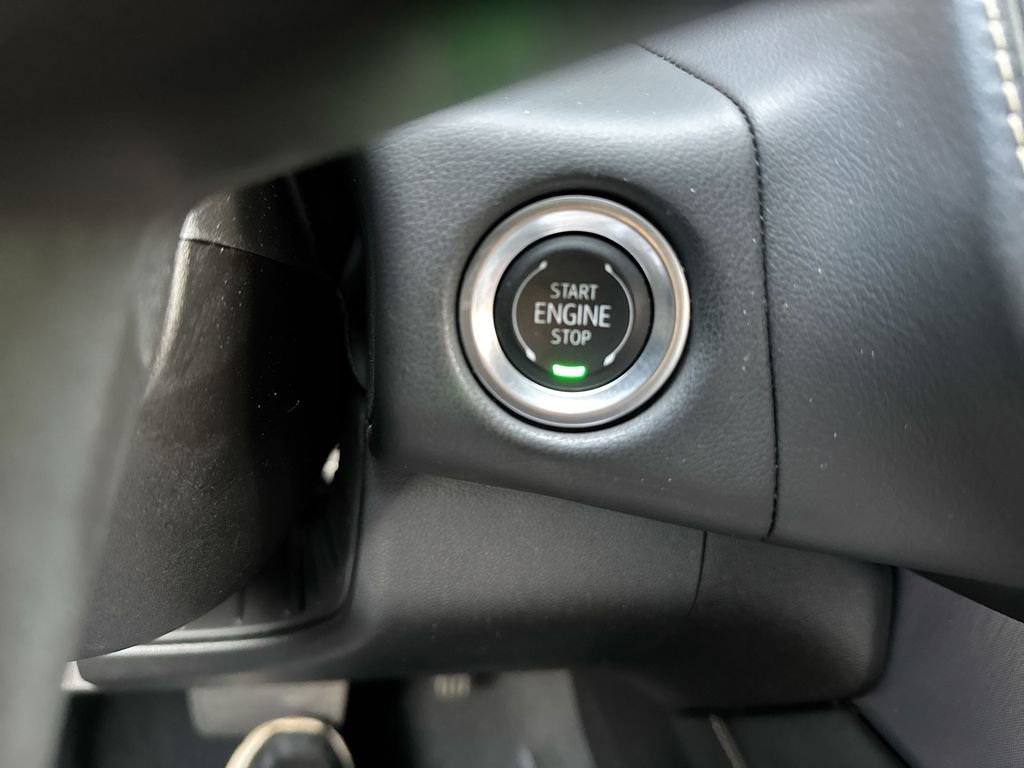 Used 2024 GMC Yukon SLT image 21