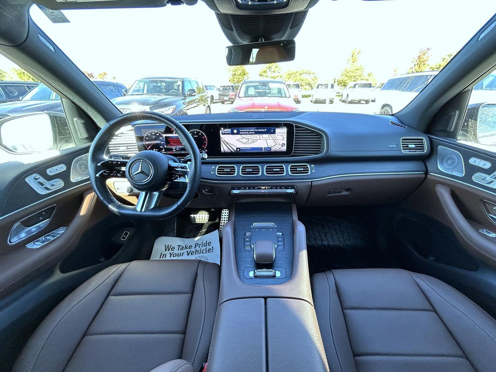 Used 2025 Mercedes-Benz GLS 450 4MATIC image 11