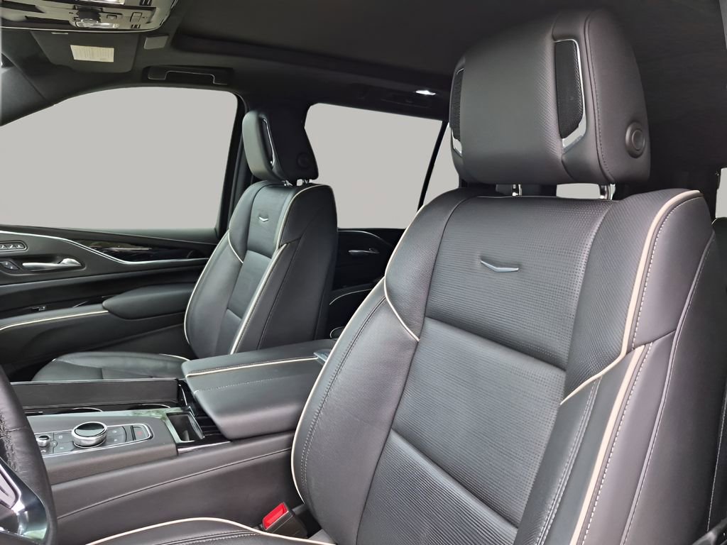 Used 2022 Cadillac Escalade Sport w/ Touring Package image 31