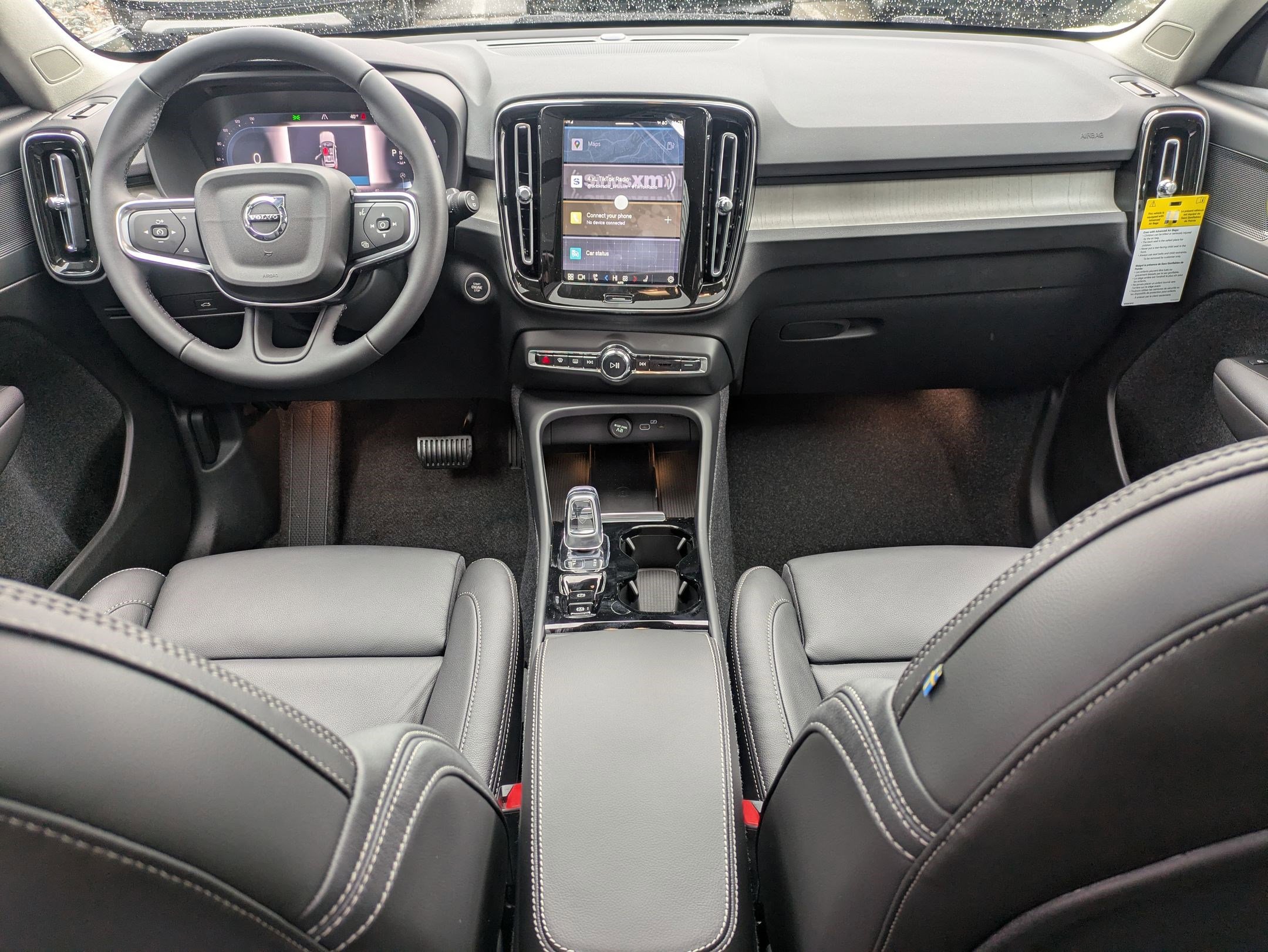 New 2025 Volvo XC40 B5 Plus w/ Protection Package Premier image 19