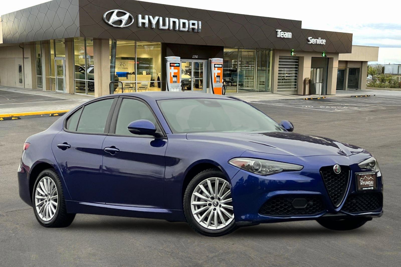 Used 2022 Alfa Romeo Giulia Sprint image 2